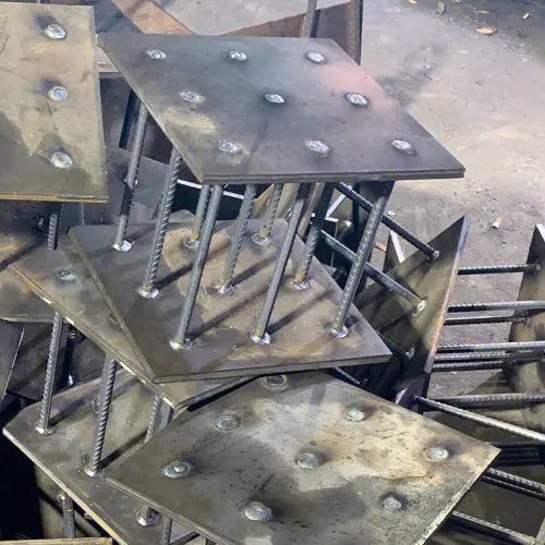 在确定通化预埋件位置时，需要考虑以下几点